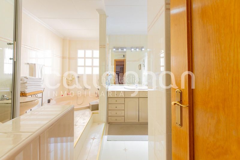 Foto cc768841-451d-4be4-a990-667fc475e36e. Casa adossada amb calefacció aparcament a Massanassa