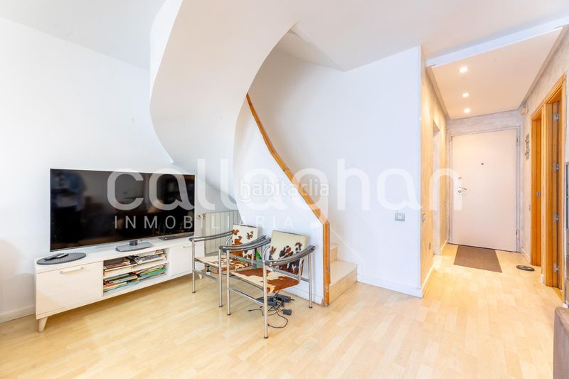 Foto d807a522-3d91-49a9-9eb1-942d80049955. Casa adossada amb aparcament a Port Saplaya Alboraya