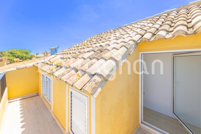 Foto def45804-c812-4a55-bff1-49a78dea7acc. Casa adossada amb aparcament a Port Saplaya Alboraya