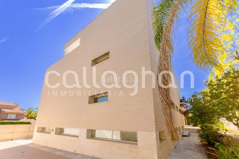 Foto 43c8cc82-b590-4b6b-9c84-7e434e9d599d. Xalet amb aparcament piscina a Godella