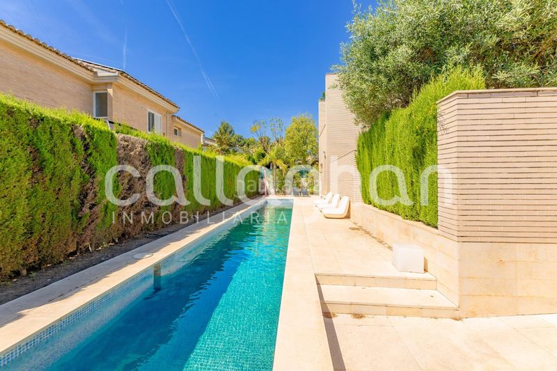 Foto cb45f12a-cbe5-428e-a06c-0647818a0952. Xalet amb aparcament piscina a Godella