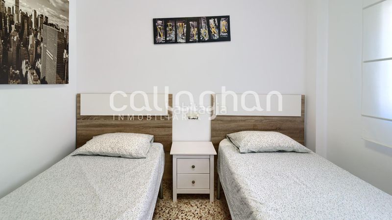 Foto 54159d95-0db8-48ef-86d2-5b659127c419. Pis amb aparcament a Chilches
