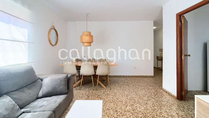 Foto f784c5cc-e792-4e5e-acfd-eb46ccb62de0. Pis amb aparcament a Chilches