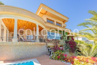 Chalet  Paseo porta coeli. Casa en paseo porta coeli