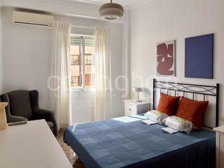 Alquiler Piso en Exposició. Vivienda ideal para estudiantes junto a mestalla y universidades