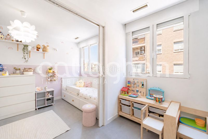 Foto 1fd961e9-2374-46a0-a95d-7768f6787a46. Pis amb calefacció aparcament a Torrefiel Valencia