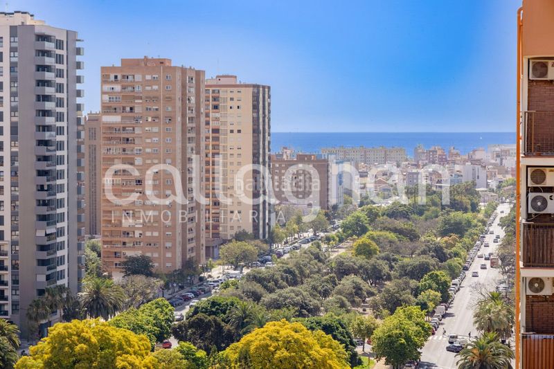 Foto 8fd9b82f-acdd-4db3-87f2-0f3fd6138888. Pis amb calefacció aparcament a Ciutat Jardí Valencia