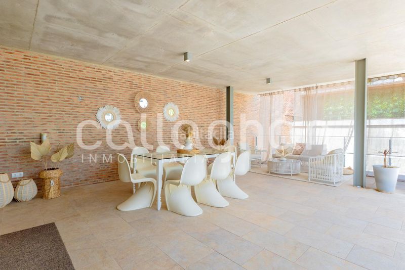 Foto 19b5d412-e765-42a4-a18f-fd249331e181. Xalet amb calefacció aparcament piscina a Torre en Conill-Cumbres de San Antonio Bétera