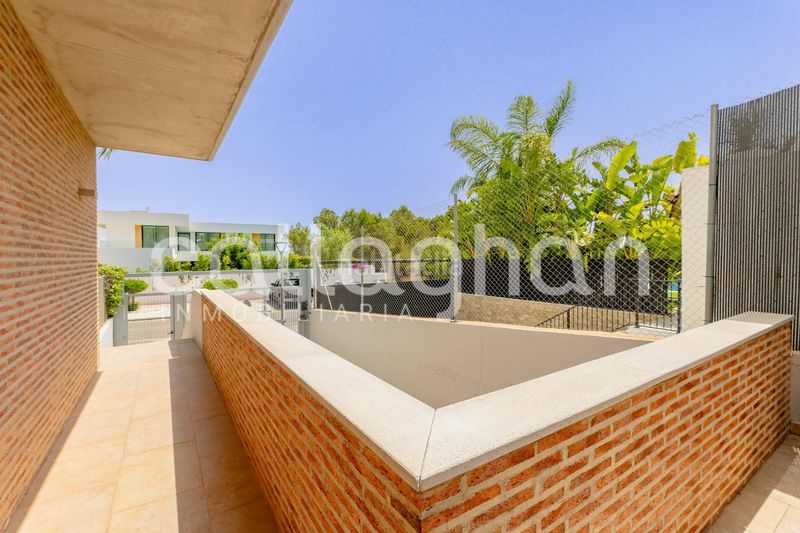 Foto 3937fb80-7a94-40b3-8d38-f3d1344342e8. Xalet amb calefacció aparcament piscina a Torre en Conill-Cumbres de San Antonio Bétera