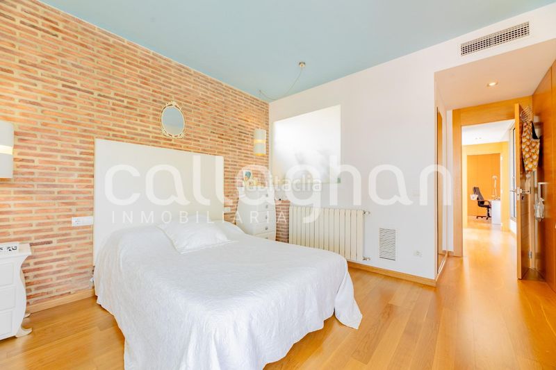 Foto a57a7f9e-a4a0-4e66-b5b5-cecbe5f87a95. Xalet amb calefacció aparcament piscina a Torre en Conill-Cumbres de San Antonio Bétera