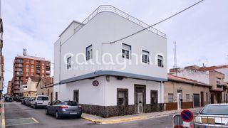 Etagenwohnung  Calle pablo iglesias. Venta de dos pisos y un atico, 7 habitaciones en puerto de sagun