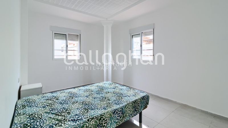 Foto 4d3806f3-3d2c-4ef6-9a4f-bf6393e06976. Pis a Centro puerto Sagunt