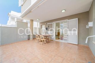 Maison jumelée  Calle tenerife. Chalet adosado en calle tenerife, moncofa