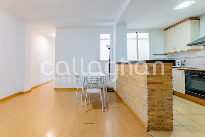 Foto 0c15da94-228e-40b5-bf4b-61e7205daae7. Pis a Russafa Valencia