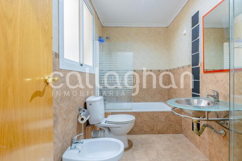 Foto 7ddb224c-6f41-4fa9-902b-2d626c7049f5. Pis a Russafa Valencia