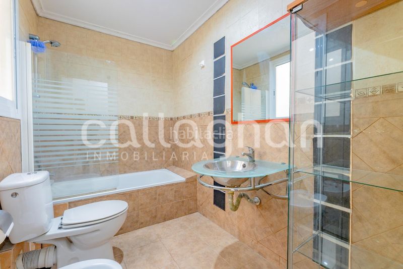 Foto dc1c64ba-08fe-41b1-b3e5-05e785443170. Pis a Russafa Valencia