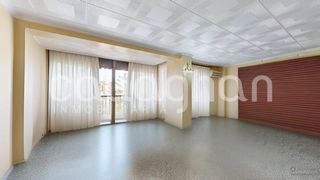 Pis  Calle mercat del. Vivienda con vistas despejadas en el corazón de catarroja