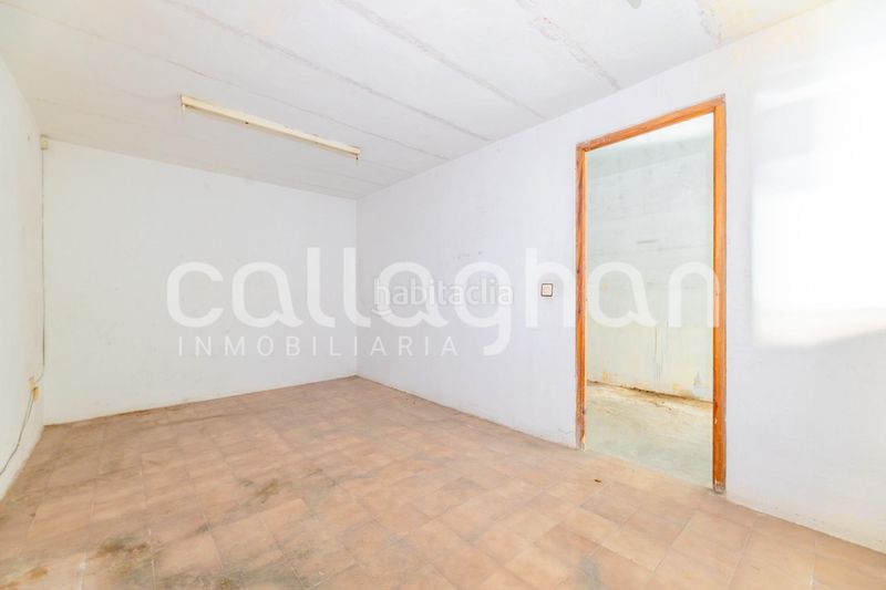 Foto 4bec15d4-da13-4d4e-b135-d7380057ec38. Local comercial a Safranar Valencia