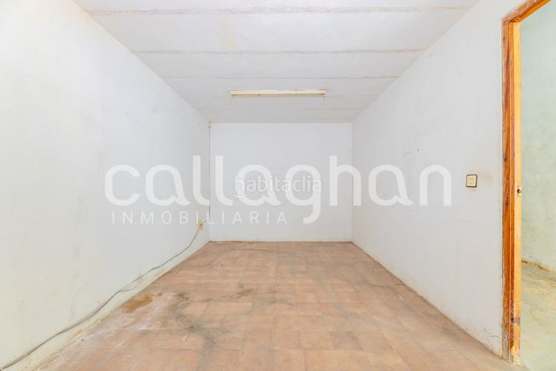 Foto 933a4d66-973a-4bd2-80b8-8d027fec72d2. Local comercial a Safranar Valencia