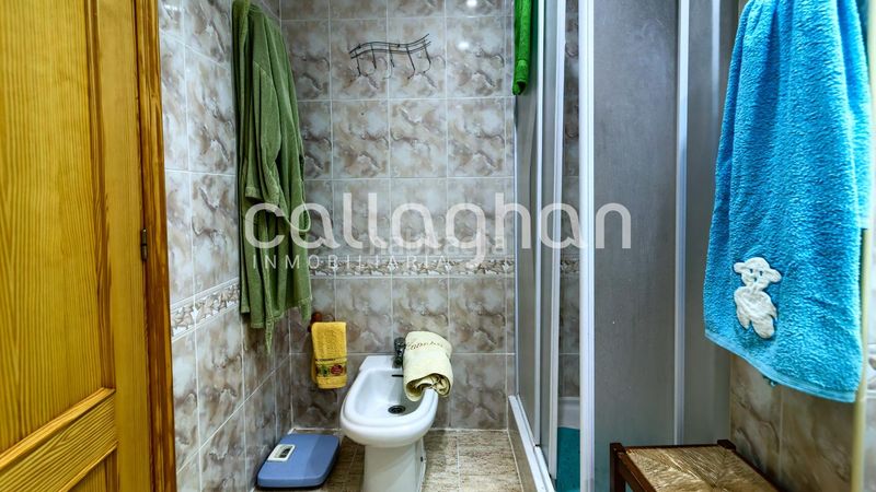 Foto cdf76343-d745-49bd-9a75-ddeac86933da. Pis a Chilches