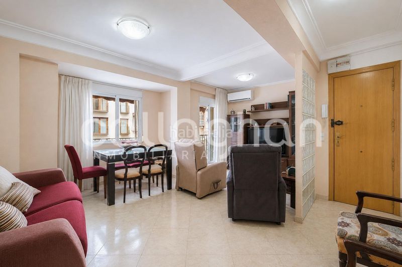 Foto e7a8e151-2647-4256-aaf3-597188e6f076. Pis a El Cabanyal-El Canyamelar Valencia