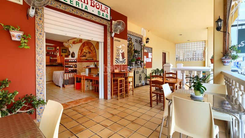 Foto 71a2e575-7fdf-4e37-a47f-8bf13d4bf542. Local comercial a Chilches