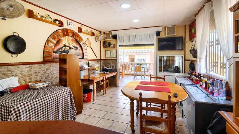 Foto 814e3446-c136-4422-8d32-b0df922ed17f. Local comercial a Chilches