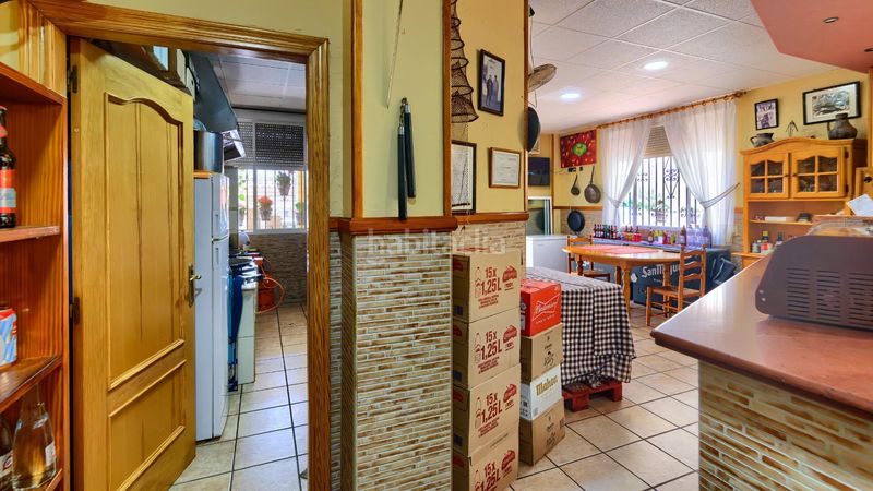 Foto dbc7466d-64ad-4f16-a59f-b0fc65422acc. Local comercial a Chilches