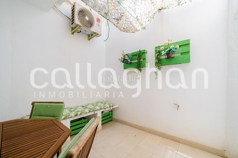 Foto f9904fa3-f47a-4a1e-982f-dada1308d0f5. Planta baixa amb calefacció a El Cabanyal-El Canyamelar Valencia