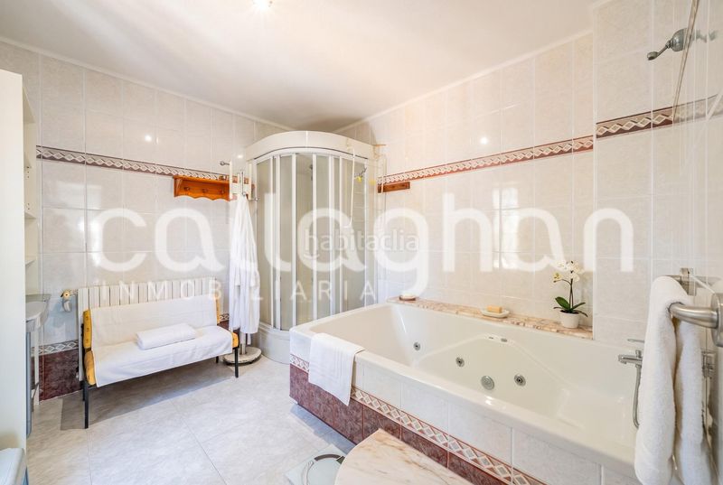 Foto b50c73dd-0a26-4f47-a3d1-f39c6571a39d. Xalet amb aparcament piscina a La Cañada Paterna
