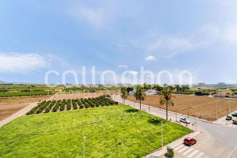 Foto d214d615-4388-4061-b381-8a699ee7d301. Pis amb aparcament a Albuixech