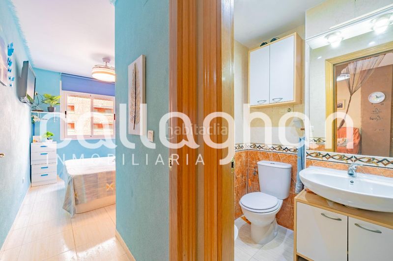 Foto 4cfc9783-e48c-4f4a-aaf9-a212a455d114. Pis amb aparcament piscina a Playa Coral - Torremar Oropesa del Mar