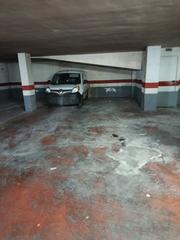 Parking voiture à Calle azorín 13. Plaza de garaje doble