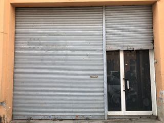 Miete Geschäftsraum  Carrer de guifré. Local de 200 m2 muy bien ubicado (zona progrès)