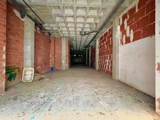 Rent Business premise in Calle turia 39. Local comercial en c turia,39