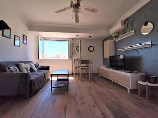 Location Appartement à Calle conde de alaquas 25. Piso impecable junto a los naranjos