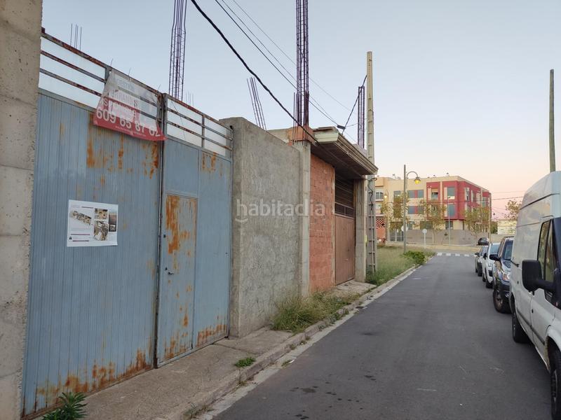 Foto 275c3186-1eb1-4658-bae4-9b371da49000. Terrain résidentiel dans avenida naranjos 2 dans Massamagrell