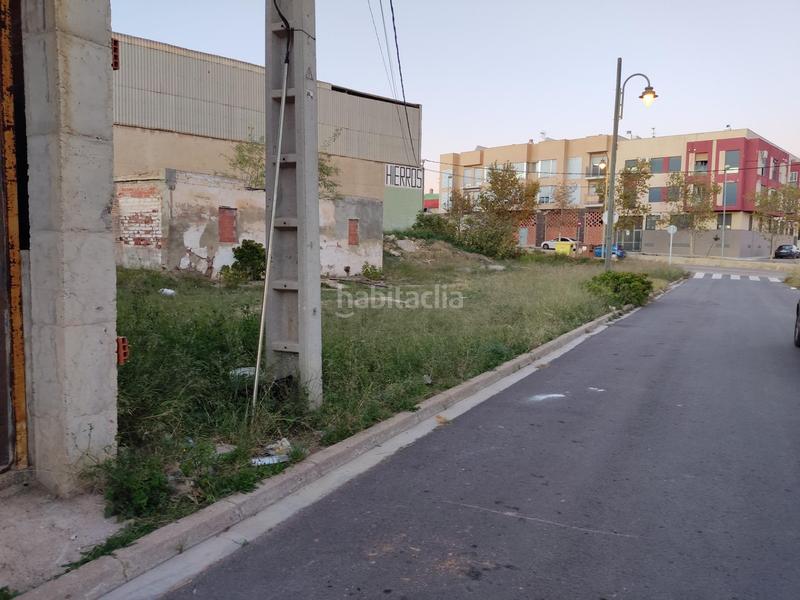 Foto e3bb2ae4-b76d-448e-8c24-b706382d1232. Terrain résidentiel dans avenida naranjos 2 dans Massamagrell