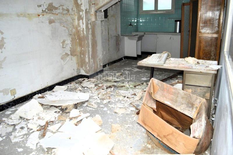 Foto 2dd5cb9a-abc7-466c-8256-8a62f580229f. Locale commerciale in Russafa Valencia