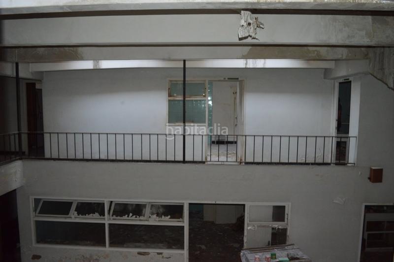 Foto 4d54b05b-1979-46f0-a1d9-94e61d38e2ec. Locale commerciale in Russafa Valencia