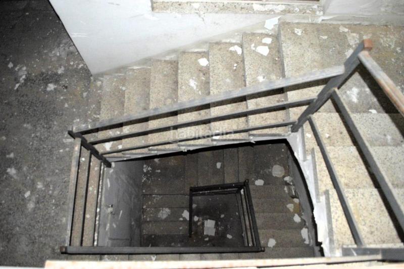 Foto 7671d24c-7b59-45d3-9b54-b13ff96430d2. Locale commerciale in Russafa Valencia