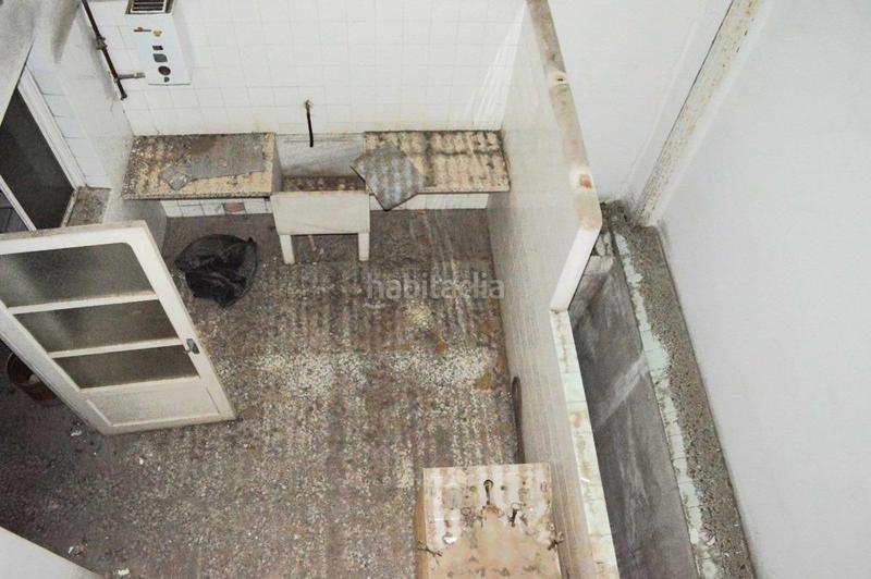 Foto a1417c1d-c535-40cb-b371-e18f8952ea76. Locale commerciale in Russafa Valencia