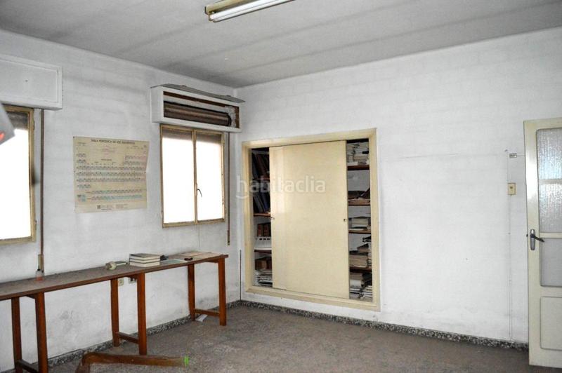 Foto ed283139-ee8e-4e50-9808-f39da74e4bea. Locale commerciale in Russafa Valencia