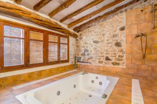 Bauernhof en Calle almeza la 107. Casa rural en venta en la almeza  ideal para vivir o invertir  c
