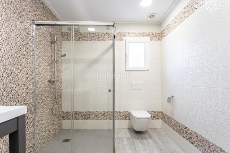 Foto 7bb876a4-a44f-4b84-ba35-4d118aa20409. Chalet majestuosa villa a la venta en Los Balcones-Los Altos Torrevieja