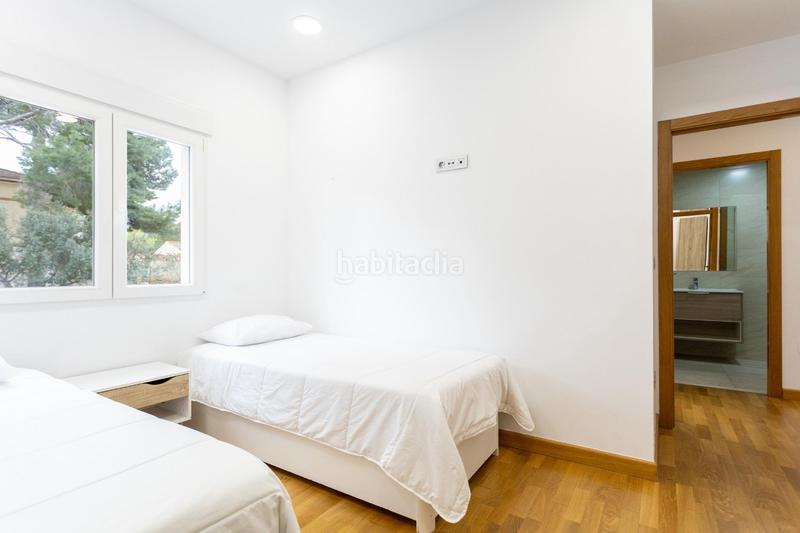 Foto 87840157-dc4d-478b-92a4-45e85923bc59. Chalet majestuosa villa a la venta en Los Balcones-Los Altos Torrevieja