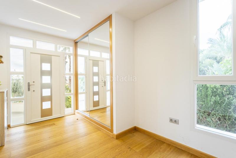 Foto 8cda79db-a6da-4855-a539-fdd4f0e5e6f0. Chalet majestuosa villa a la venta en Los Balcones-Los Altos Torrevieja