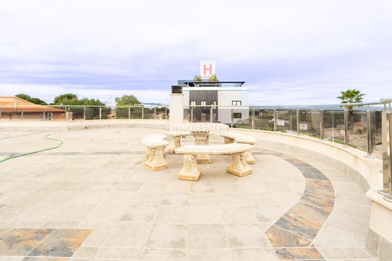 Foto 97de759b-56d4-4b3c-8f45-562ad469a640. Chalet majestuosa villa a la venta en Los Balcones-Los Altos Torrevieja