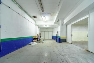 Affitto Locale commerciale in Juzgados. Super local doble entrada para varios tipos de negocios,  superm