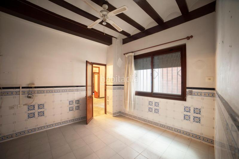 Foto f9e1d878-8e07-436d-9aeb-e4b76af6195d. Masia a font a Benifaió